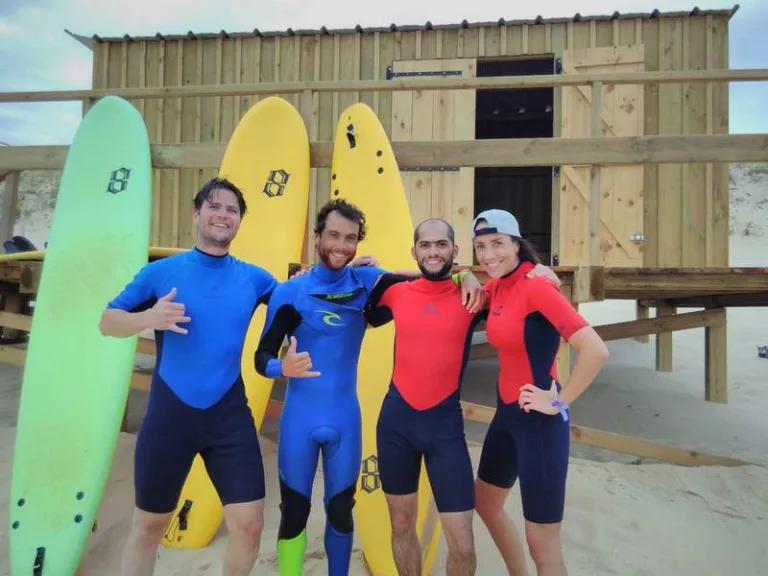 Photo de Ecole de surf Watu Surf School