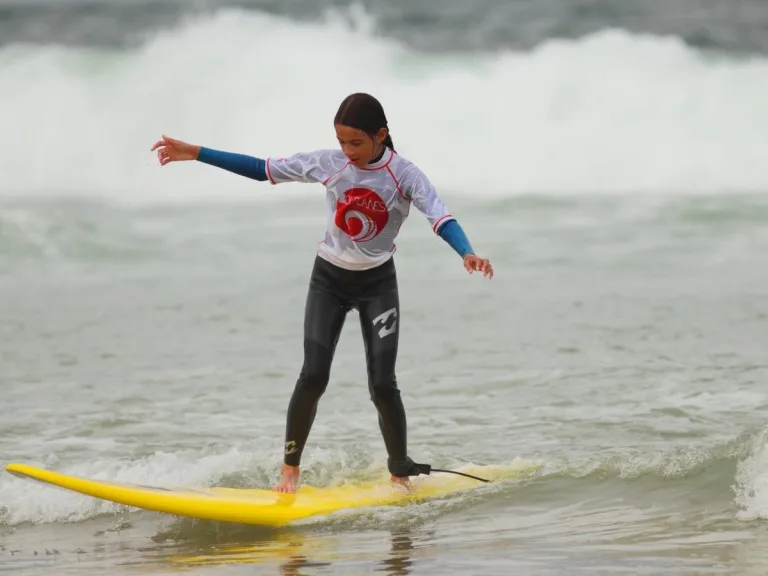 Photo de Ecole de Surf Bourdaines Surf School