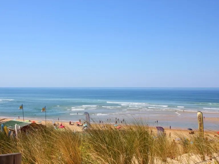 Photo de Plage des Casernes