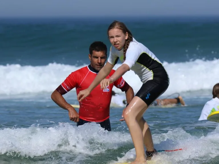 Photo de École de surf Esta Surf School