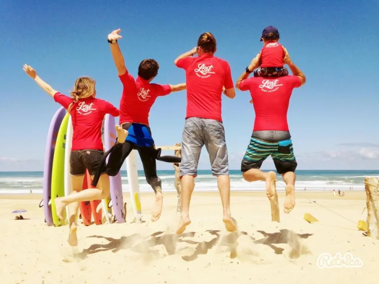 Photo de Ecole de surf Lost Surf School