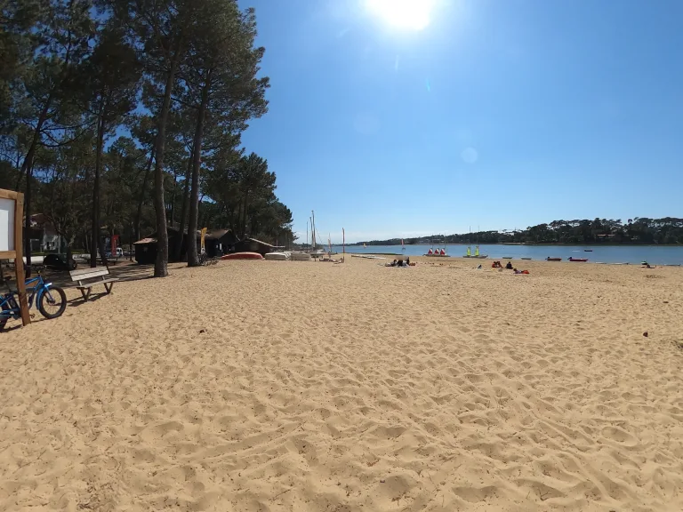 Photo de Plage du Rey (Lac)