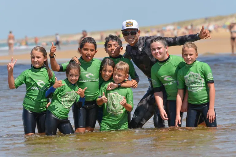 Photo de Contis Surf School