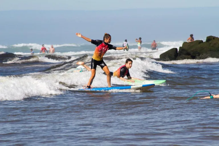 Photo de Contis Surf School