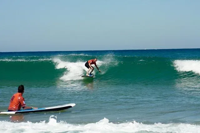 Photo de Tiki Surf School