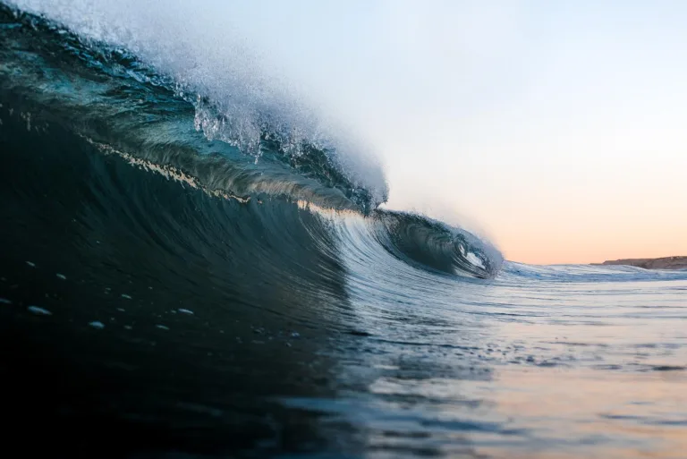 Houle et vagues des plages et de la côte landaise