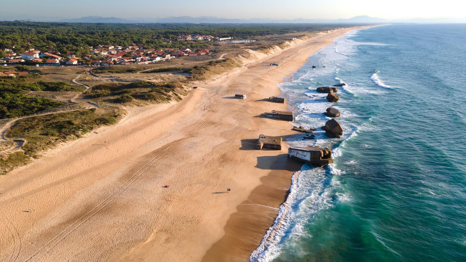 Plage du Santocha et de la piste à Capbreton