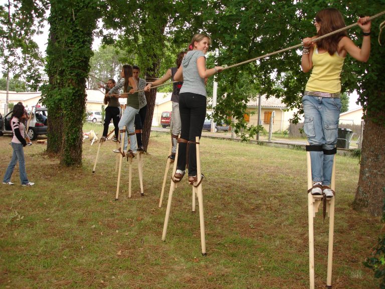 Photo de Initiation aux échasses landaises