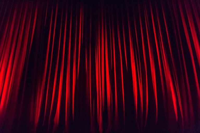 Photo de Théâtre d’Albret /Au bal masqué! Olé! Olé!