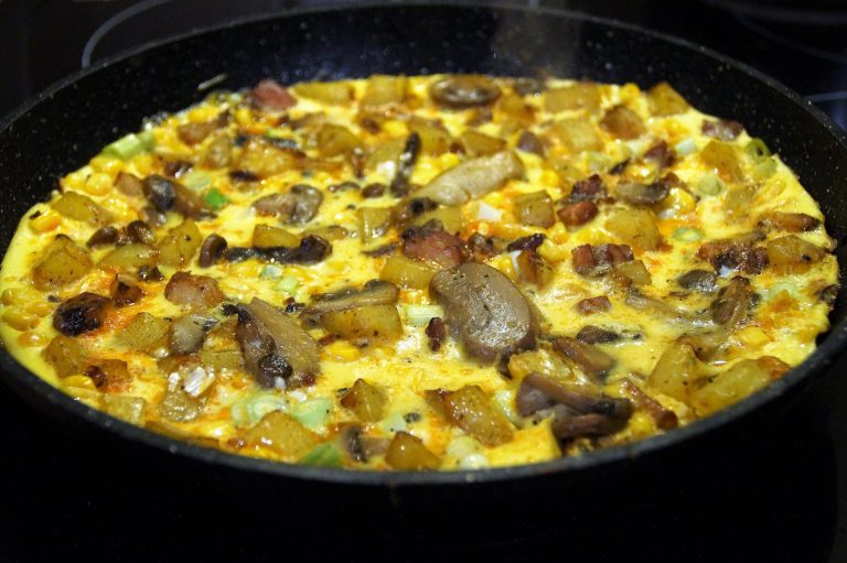 Photo de Omelette de Pâques de la Confrérie des Culs-Blancs