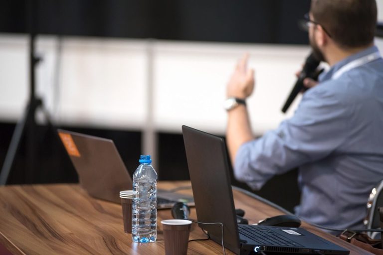 Photo de Conférence – La langue sifflée de la vallée d’Aas