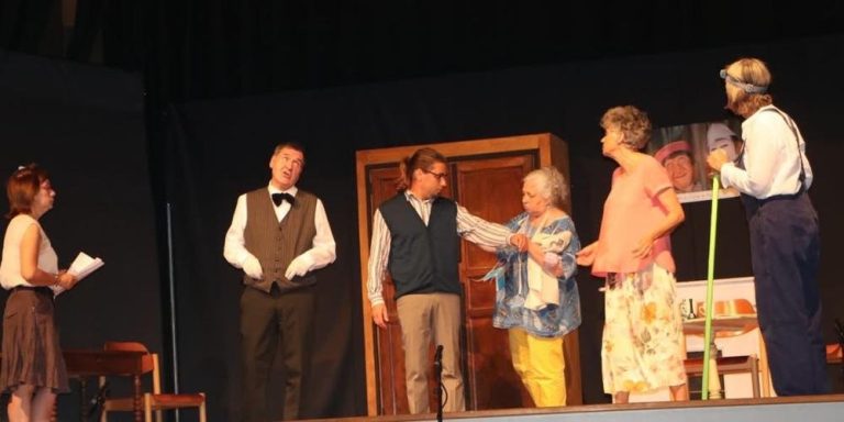 Photo de Spectacle «Thé à la menthe ou t’es citron ?»