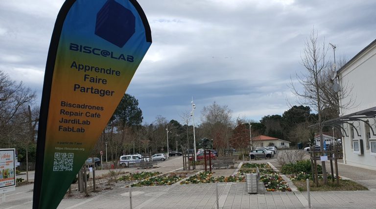 Photo de Inclusion numérique (informatique, téléphone)