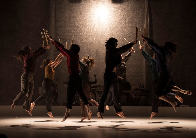 Photo de Mois de la danse 2025 : “Bezperan, le jour d’avant” – Compagnie Bilaka