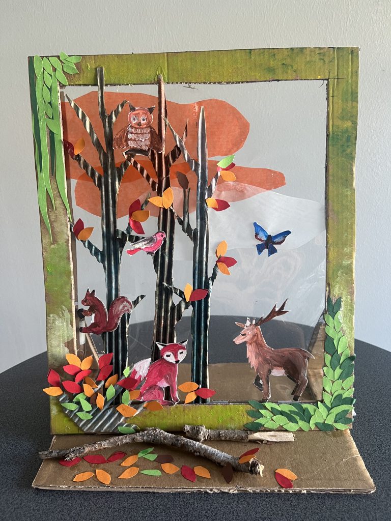 Photo de Automne en Scène : Atelier création d’un tableau sur la forêt