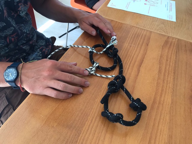 Photo de Découverte et apprentissage des noeuds marins