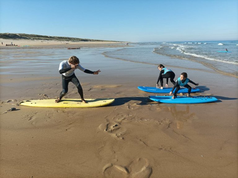 Photo de Camion école Ocean Lovers Surf School