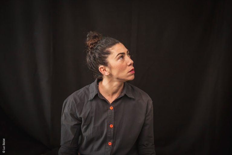 Photo de La Famille vient en mangeant