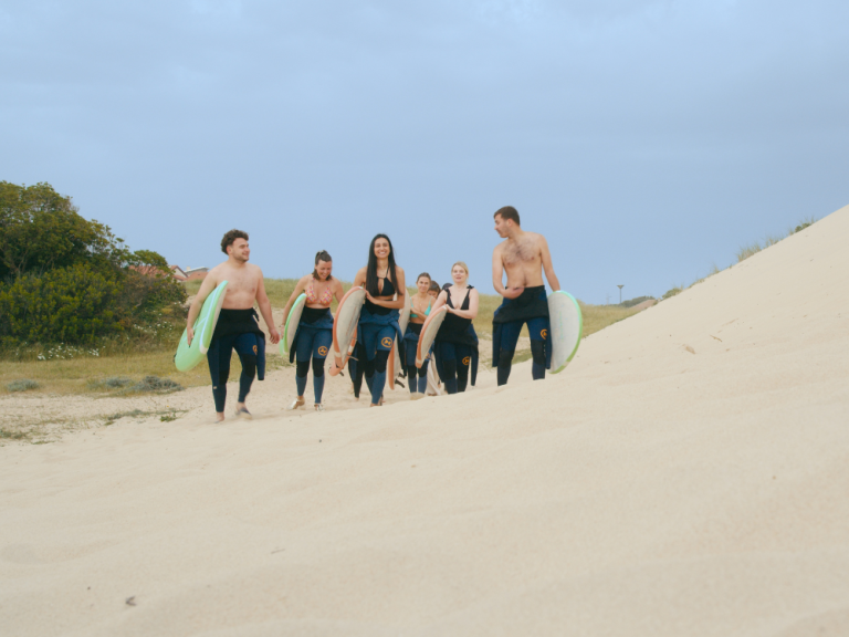 Photo de Small Surf School