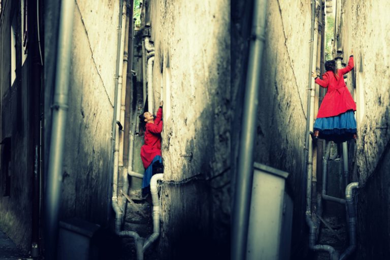 Photo de Face aux failles