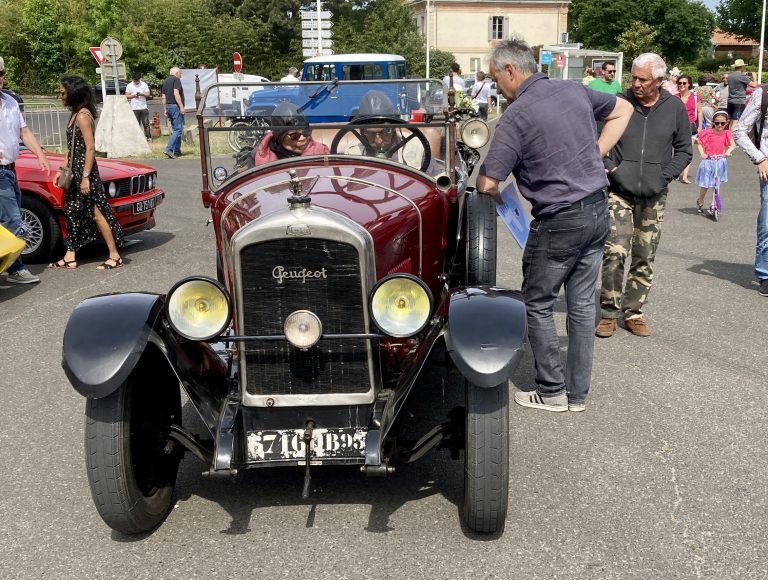 Photo de Rassemblement de l&rsquo;Automobile Biscarrosse Club