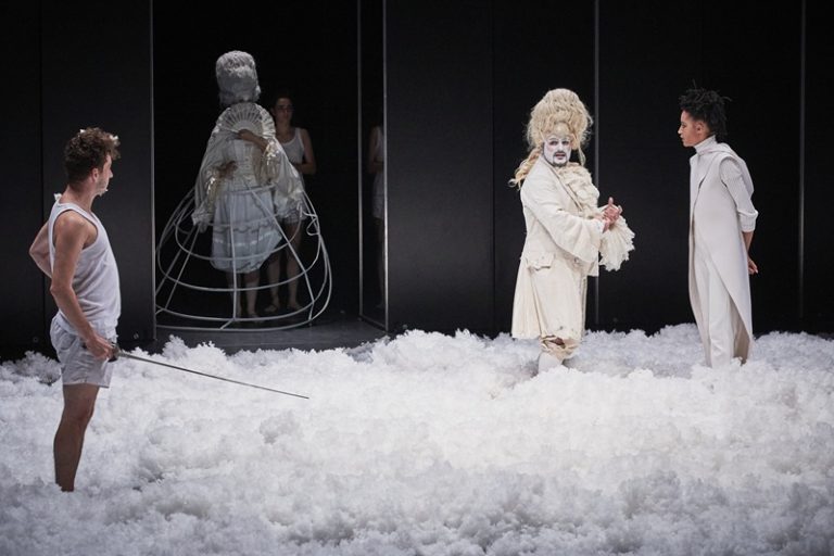 Photo de Diffusion Micro-Folie Théâtre “L’Île des esclaves” – Marivaux