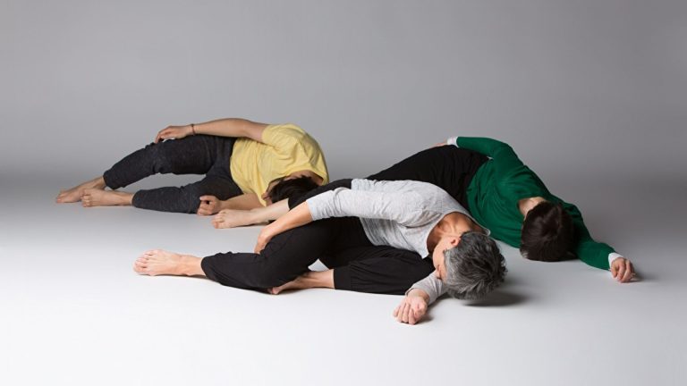 Photo de Atelier Méthode Feldenkrais : trouver de bons appuis au sol !