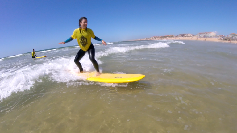 Photo de Watu Surf School – Ecole de Surf
